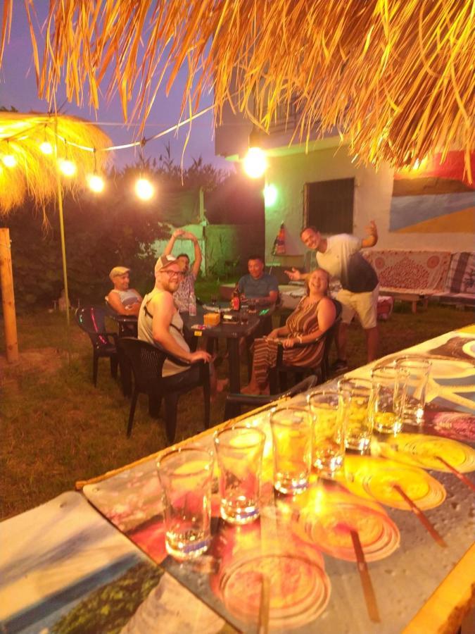 Pinegroove Hostel Vlora Exteriör bild