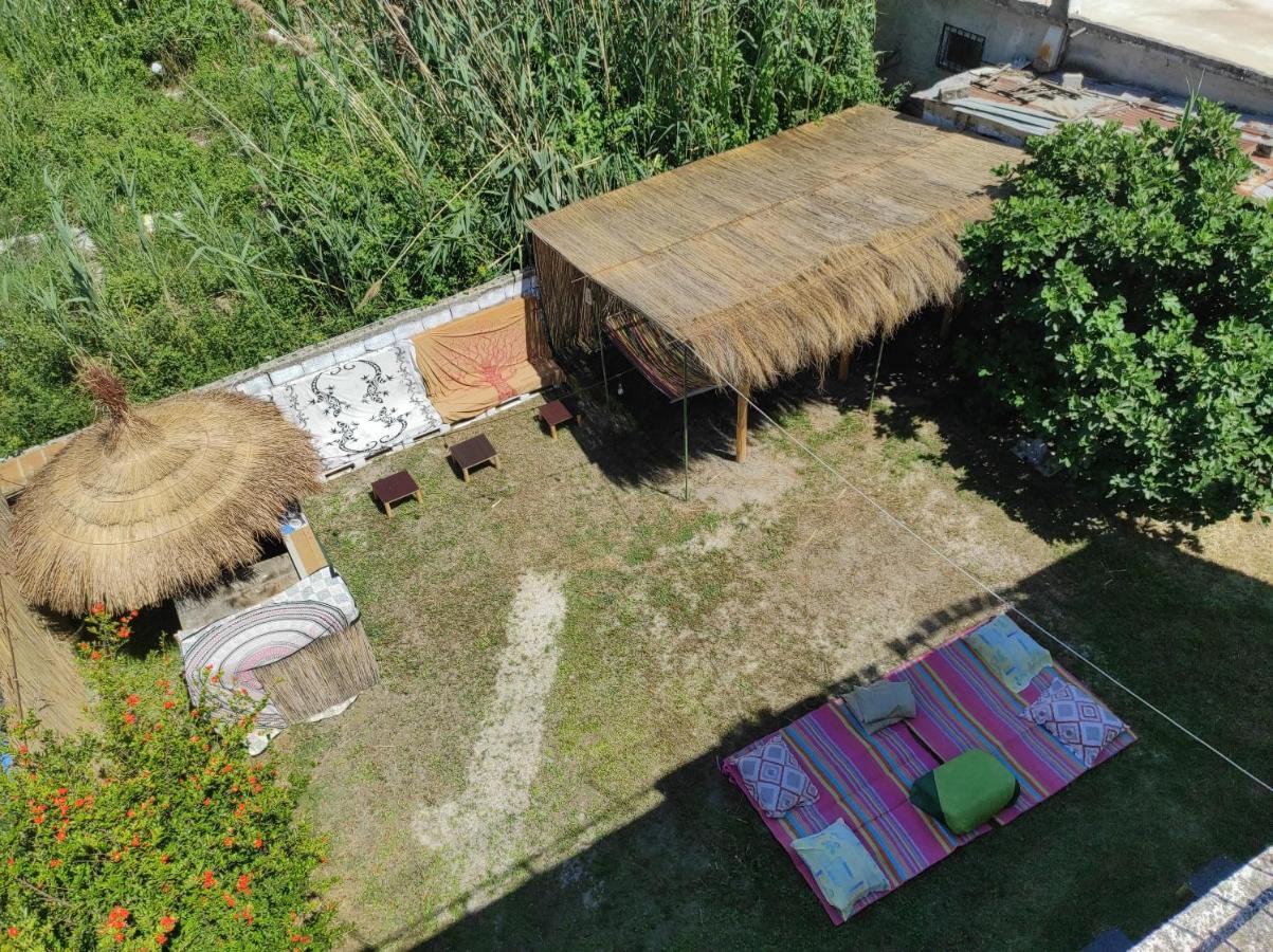 Pinegroove Hostel Vlora Exteriör bild